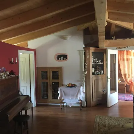 Loggia Dell'imperatore * Levico Terme