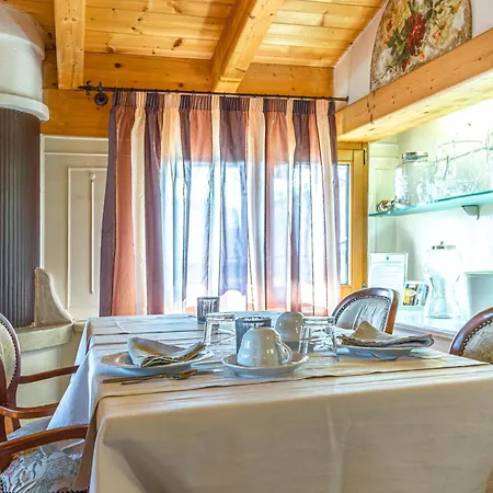 Loggia Dell'imperatore Bed & Breakfast Levico Terme